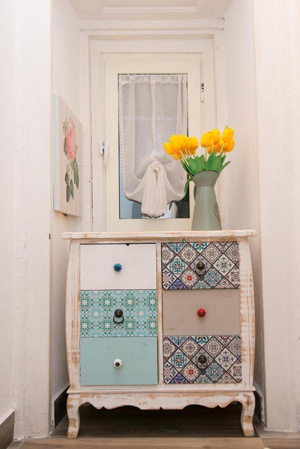 Maison La Mitra - Dimore Partenopee Napoli Bagian luar foto
