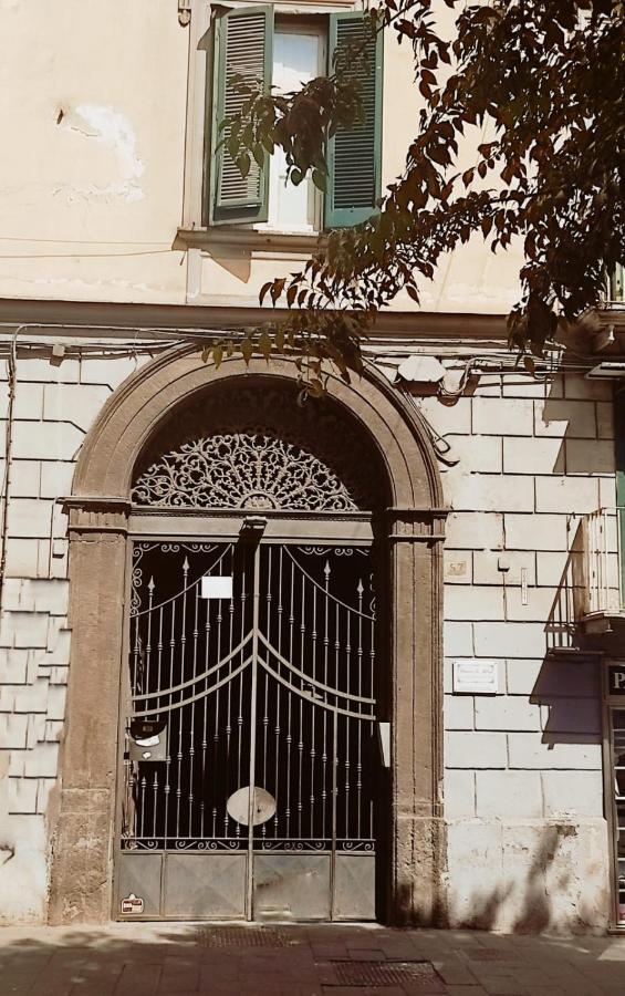 Maison La Mitra - Dimore Partenopee Napoli Bagian luar foto
