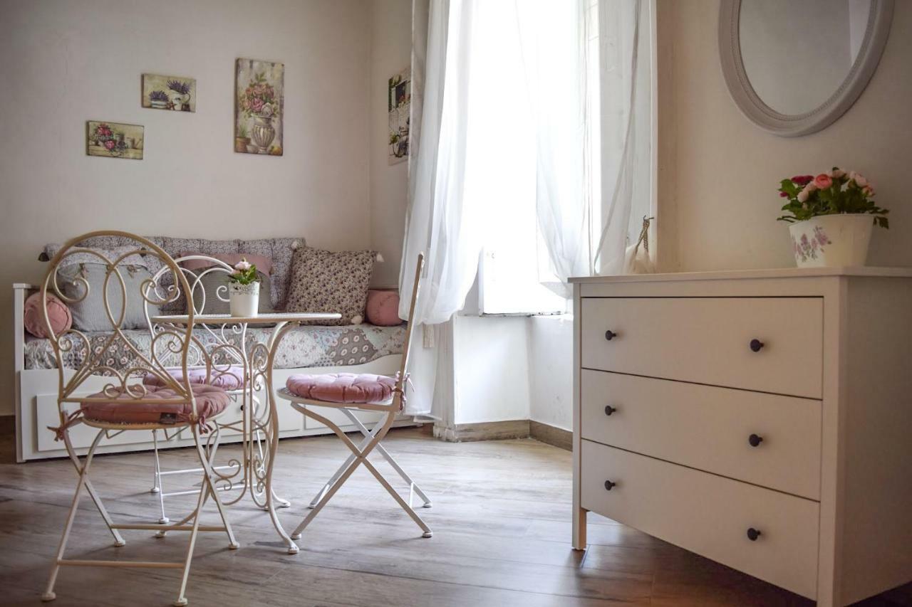 Maison La Mitra - Dimore Partenopee Napoli Bagian luar foto
