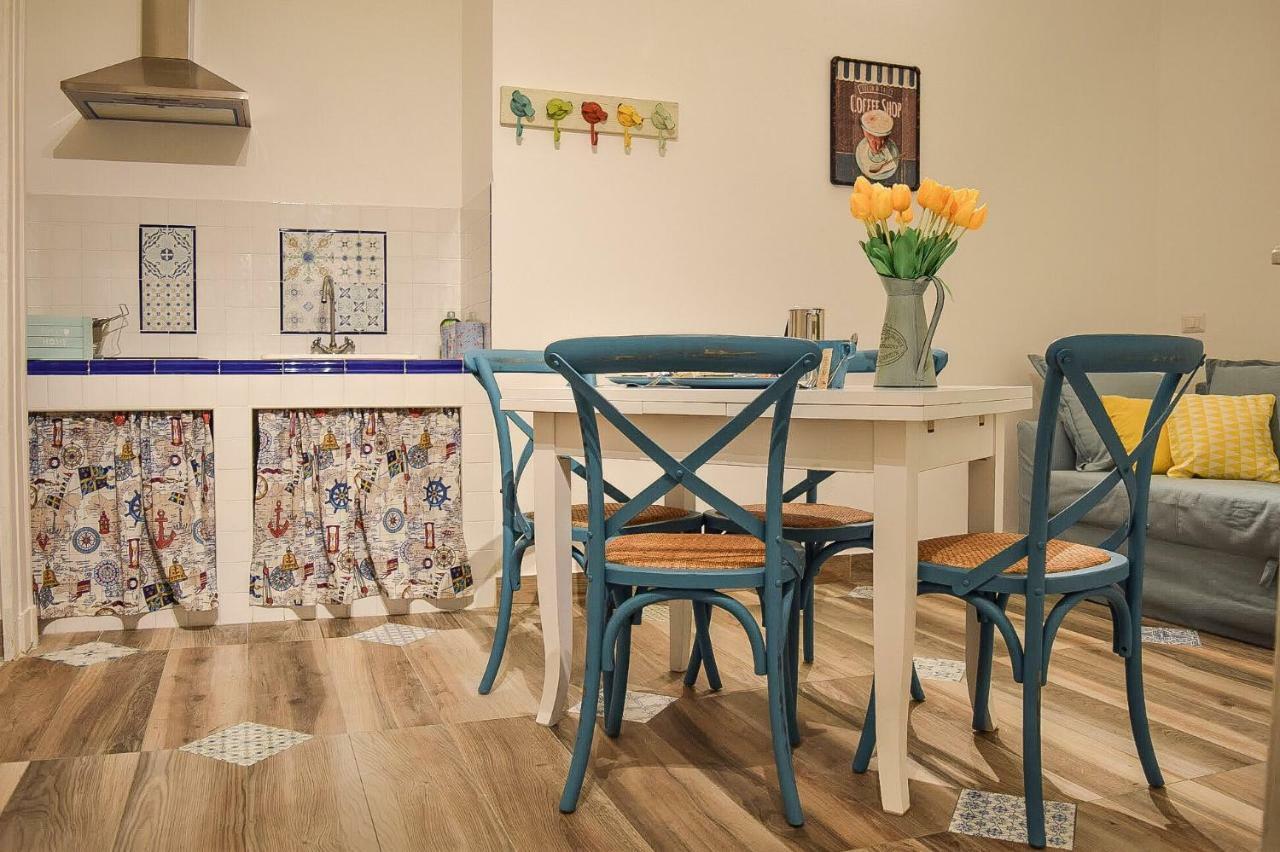 Maison La Mitra - Dimore Partenopee Napoli Bagian luar foto